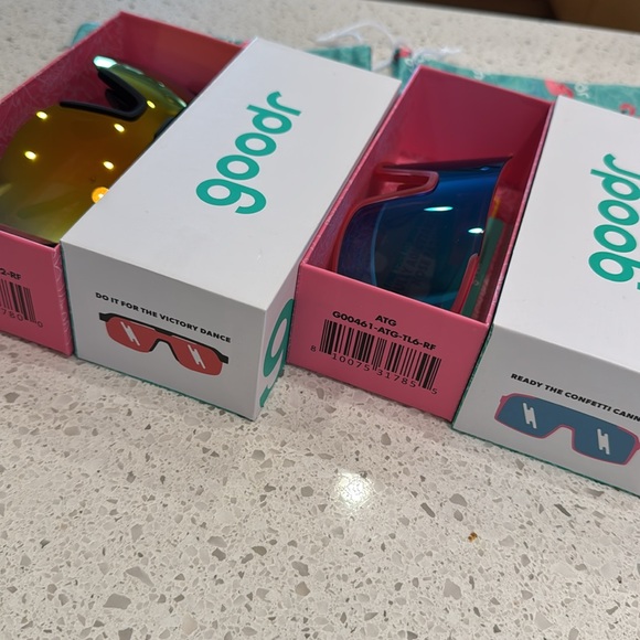 Goodr Sunglasses Set with Pouches - Picture 2 of 3